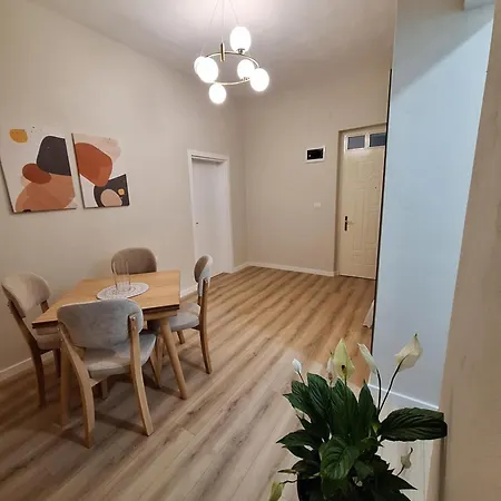 Apartamento Solar Shkodër